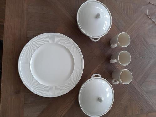 Wedgwood Windsor servies ., Huis en Inrichting, Keuken | Servies, Zo goed als nieuw, Schaal of Schalen, Wedgwood, Aardewerk, Ophalen of Verzenden