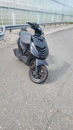 Zip 150cc stage 2 (brom), Ophalen, Zo goed als nieuw, Zip