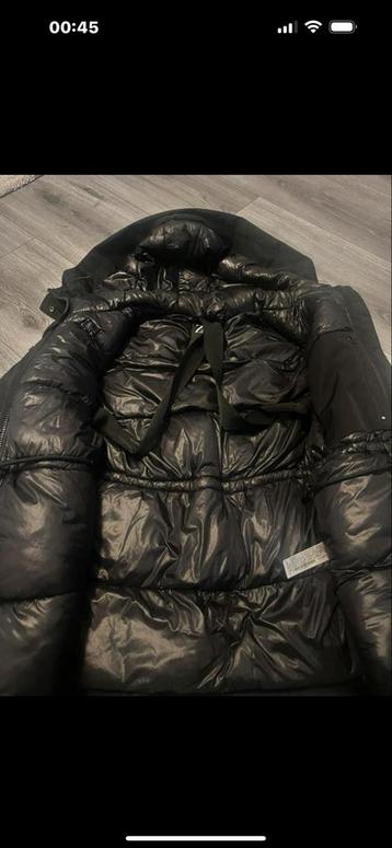 Zara Winterjas Zwart Maat xs beschikbaar voor biedingen