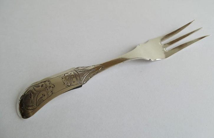 Zilver Biedermeier vleesvork/dienvork/serveer vork 1852, Antiek en Kunst, Antiek | Bestek, Ophalen of Verzenden