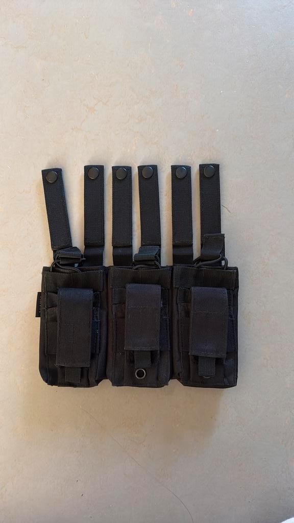 Magazine pouches zwart, Verzamelen, Militaria | Algemeen, Landmacht, Boek of Tijdschrift, Amerika, Ophalen of Verzenden