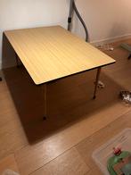 Mooie vintage kindertafel, 83x120x55cm, Ophalen, Gebruikt, Tafel(s)
