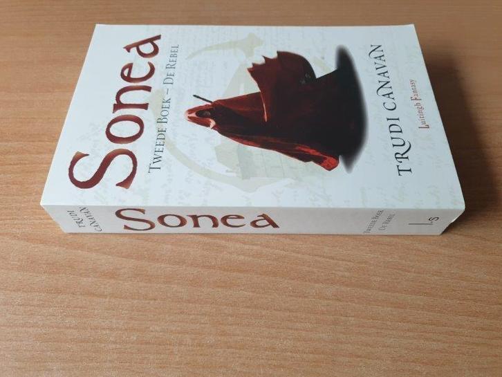 6x Trudi Canavan - per stuk te koop, Boeken, Fantasy, Gelezen, Ophalen of Verzenden