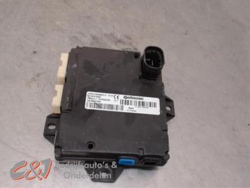 Centrale Deurvergrendelings Module van een Renault Trafic beschikbaar voor biedingen