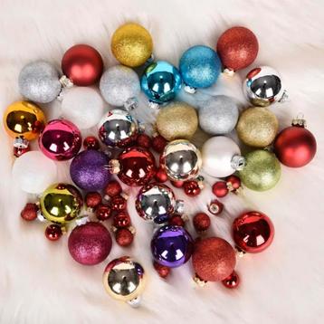 Kleine kerstballen 72 stuks beschikbaar voor biedingen