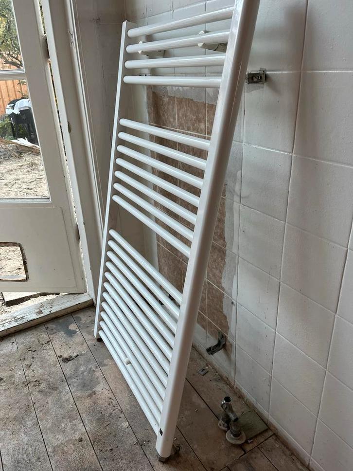 Plieger Design Handdoekradiator, Doe-het-zelf en Verbouw, Verwarming en Radiatoren, Gebruikt, Radiator, 80 cm of meer, 60 tot 150 cm