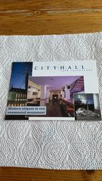 Postkaart- City Hall - Leiden - Stadhuis, Verzamelen, Ansichtkaarten | Themakaarten, Ophalen of Verzenden, 1980 tot heden, Ongelopen