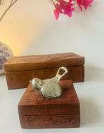 Verzilverde flesopener vorm vogel (twee), Ophalen of Verzenden, Gebruikt