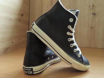 CONVERSE ALL-STARS Zwarte Gevoerde All-Stars Maat 4,5 of 37 beschikbaar voor biedingen