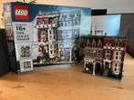 Lego 10218 Pet Shop (Compleet, met doos), Kinderen en Baby's, Speelgoed | Duplo en Lego, Ophalen, Zo goed als nieuw, Complete set