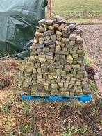 Oude gebakken gebroken waaltjes, Tuin en Terras, Ophalen, Overige materialen, Gebruikt, Klinkers
