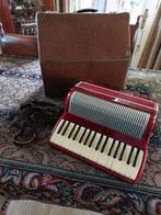 Stradivari accordeon, Muziek en Instrumenten, Accordeons, Overige merken, Gebruikt, 80-bas, Met riemen