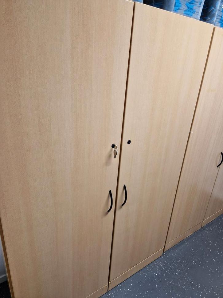 Twee opbergkasten, waarvan 1 afsluitbaar, Huis en Inrichting, Kasten | Dressoirs, Gebruikt, 50 tot 100 cm, 25 tot 50 cm, Met deur(en)