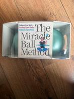 The Miracle Ball Method- Elaine Petrone,  2 ballen + boekje, Ophalen of Verzenden, Zo goed als nieuw