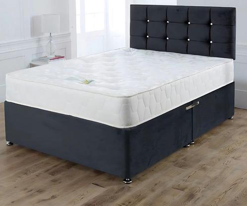 Luxury Velvet Upholstered Bed – Available in Multiple Sizes, Huis en Inrichting, Slaapkamer | Beddengoed, Dekbedovertrek, Tweepersoons