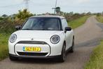 MINI Cooper SE 2024, Nanuq white, Black/Cloth Blue interieur, Auto's, Mini, Stof, Zwart, 4 stoelen, Wit