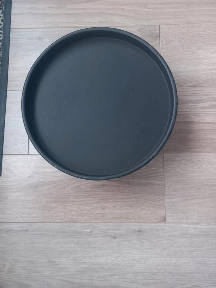 Handige bijzettafel voor bankleuning, Huis en Inrichting, Woonaccessoires | Schalen en Manden, Gebruikt, Schaal, Rond, Overige materialen