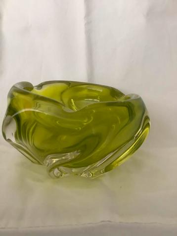 Zeer mooie geel/groene bowl sixties beschikbaar voor biedingen