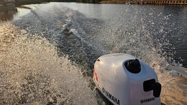 Yamaha 6 PK 4-takt Buitenboordmotor - Perfecte Staat!, Watersport en Boten, Buiten- en Binnenboordmotoren, Zo goed als nieuw, Benzine