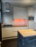 Keuken met inbouwapparatuur, Huis en Inrichting, Keuken | Complete keukens, Ophalen, Gebruikt, Enkelwandige keuken, Kunststof