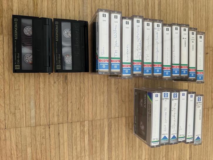 Sony en Pioneer video 8 cassettes (19 stuks) partij 1, Audio, Tv en Foto, Videocamera's Analoog, (Video)band, 8mm, Ophalen