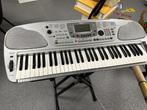 Zelfspelende synthesizer met toffe muziek, Muziek en Instrumenten, Overige merken, Gebruikt, Met standaard, Overige aantallen