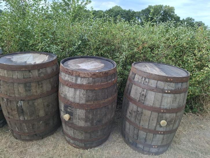 Regenton/wiskeyvaten  120 euro plantenbak 60 euro, Tuin en Terras, Regentonnen, Zo goed als nieuw, Hout, 150 liter of meer, Ophalen