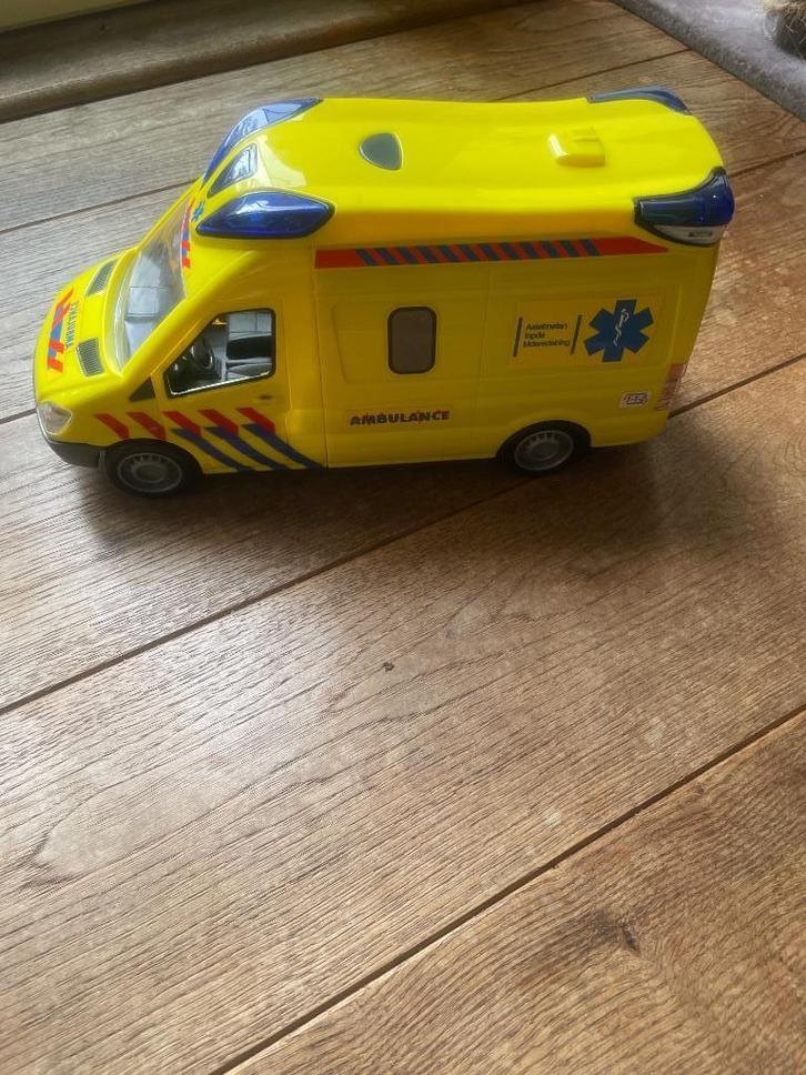 Dickie ambulance, Kinderen en Baby's, Speelgoed | Speelgoedvoertuigen, Gebruikt, Ophalen of Verzenden