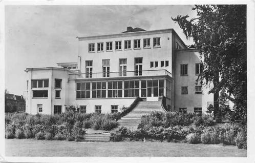 (301-166-015) Arnhem CS Olgaardthuis, Verzamelen, Ansichtkaarten | Nederland, Gelderland, Ophalen of Verzenden