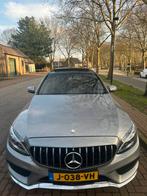 Mercedes-Benz C-Klasse AMG line full optie, Auto's, Automaat, Achterwielaandrijving, 1800 kg, 4 cilinders