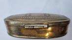 Messing doosje met deksel, ovaal, Antiek en Kunst, Antiek | Koper en Brons, Ophalen of Verzenden