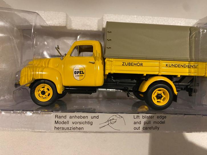 Opel Blitz TGV 75 Jaar - Limited Edition - Minichamps, Hobby en Vrije tijd, Modelauto's | 1:43, Zo goed als nieuw, Auto, Overige merken