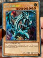 Yu-Gi-Oh! Blue Eyes White Dragon CT14 Tin Promo !, Hobby en Vrije tijd, Verzamelkaartspellen | Yu-gi-Oh!, Verzenden, Gebruikt