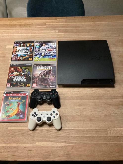 Playstation 3 met spellen en 2 controllers, Spelcomputers en Games, Spelcomputers | Sony PlayStation 3, Zo goed als nieuw, Met 2 controllers