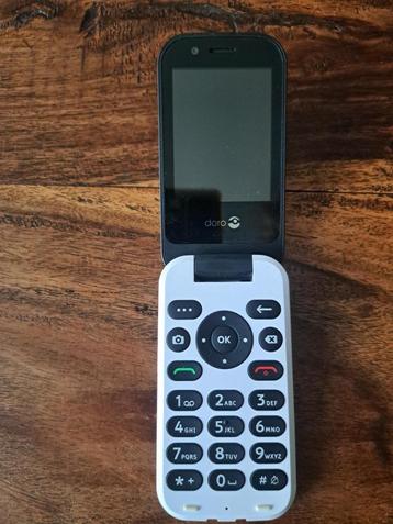 Senioren mobiele telefoon Doro beschikbaar voor biedingen