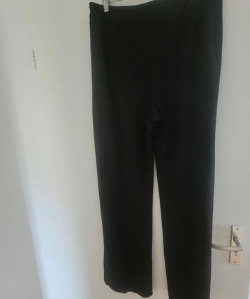 Marccain  zwarte broek mt 6 (44) beschikbaar voor biedingen