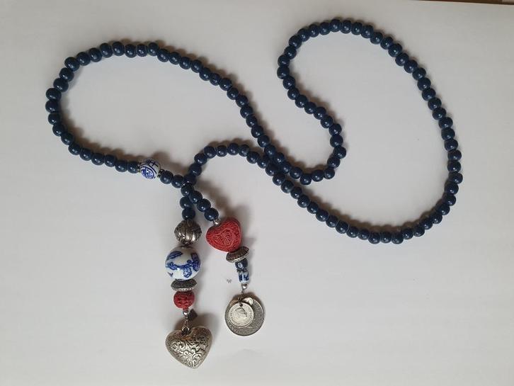 Blauwe ketting hout chinees munten, Sieraden, Tassen en Uiterlijk, Kettingen, Zo goed als nieuw, Overige materialen, Blauw, Met hanger