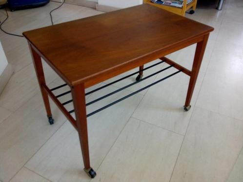 Vintage Trolley / bijzettafeltje jaren '60-70, Huis en Inrichting, Tafels | Bijzettafels, Gebruikt, Rechthoekig, 45 tot 60 cm
