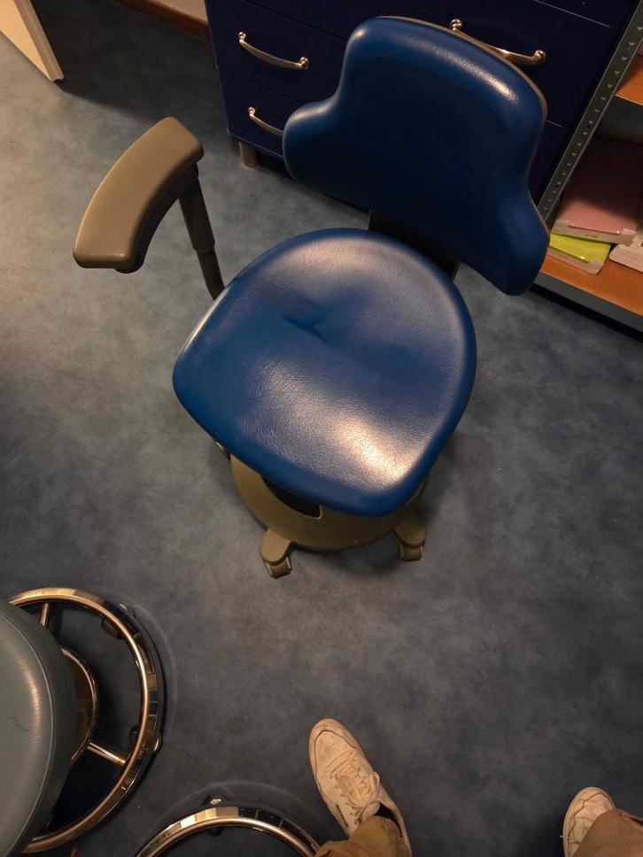 Tandarts stoelen (4 stuks), Diversen, Verpleegmiddelen, Gebruikt, Ophalen