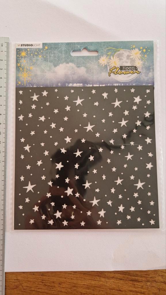 Studio Light Mask Stencil - Moon Flower Stars, Hobby en Vrije tijd, Stempelen, Nieuw, Overige typen, Ophalen of Verzenden