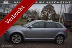Audi A3 Sportback 2.0 FSI Ambiente|Leder|Clima|Cruise|Lezen!, Auto's, Voorwielaandrijving, 65 €/maand, 4 cilinders, Bedrijf