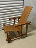 Zelfgemaakte Rietveld stoel - Houten versie, Huis en Inrichting, Stoelen, Ophalen, Gebruikt, Bruin, Eén