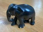 Decoratieve olifant houtsnijwerk zwart, Wild dier, Ophalen of Verzenden, Zo goed als nieuw, Beeldje of Figuurtje