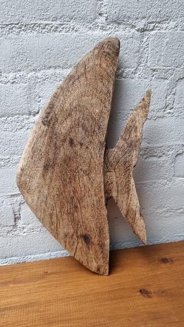 houten vis  beschikbaar voor biedingen