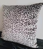 Gave cheetah taupe zwart nieuw kussen 1x, Huis en Inrichting, Woonaccessoires | Kussens, Nieuw, Ophalen of Verzenden, X, X