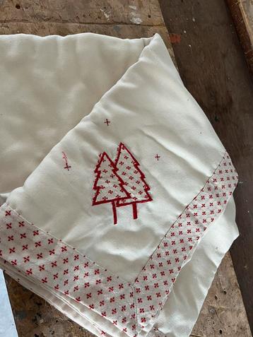 Kerst Tafelkleed, grote tafel! beschikbaar voor biedingen