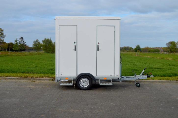 Kleine toiletwagen te huur. 1-1-1, Hobby en Vrije tijd, Feestartikelen | Verhuur, Gebruikt, Overige, Ophalen
