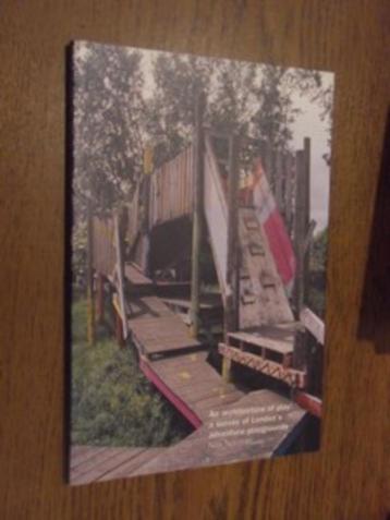 Norman, Nils. An architecture of play. A survey of London's beschikbaar voor biedingen