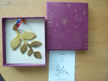 olijftak verguld op messing hanger met koord geschenk vrede beschikbaar voor biedingen