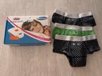 Uriflex plaswekker incl 3 broekjes maat 116, Ophalen of Verzenden